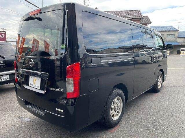 NISSAN NV350 CARAVAN 2012