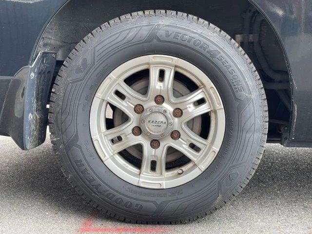 NISSAN NV350 CARAVAN 2012