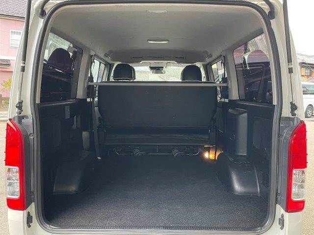 TOYOTA HIACE van 2WD 2018