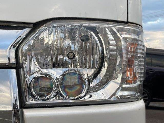 TOYOTA HIACE van 2WD 2018