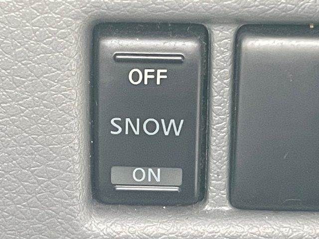 NISSAN NV350 CARAVAN 2016