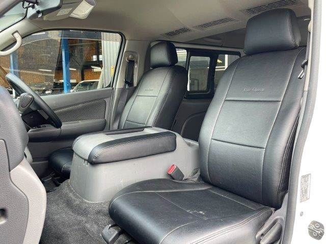 NISSAN NV350 CARAVAN 2016