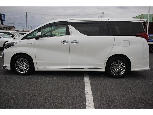 TOYOTA ALPHARD hybrid 4WD 2020