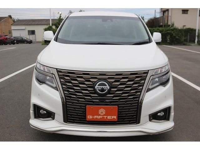 NISSAN ELGRAND 2022
