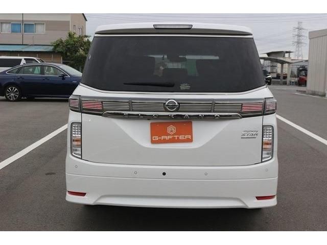 NISSAN ELGRAND 2022