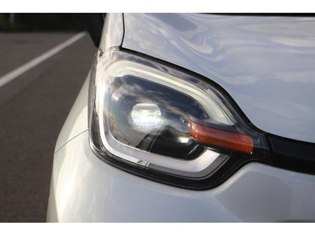 TOYOTA SIENTA HYBRID 2024