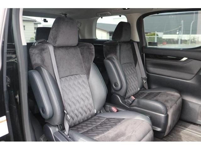 TOYOTA ALPHARD hybrid 4WD 2015