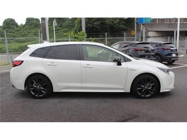 TOYOTA COROLLA TOURING HYBRID 2019