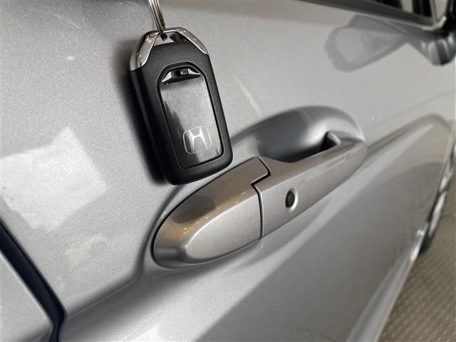 HONDA SHUTTLE HYBRID 2022