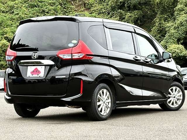 HONDA FREED HYBRID 2018