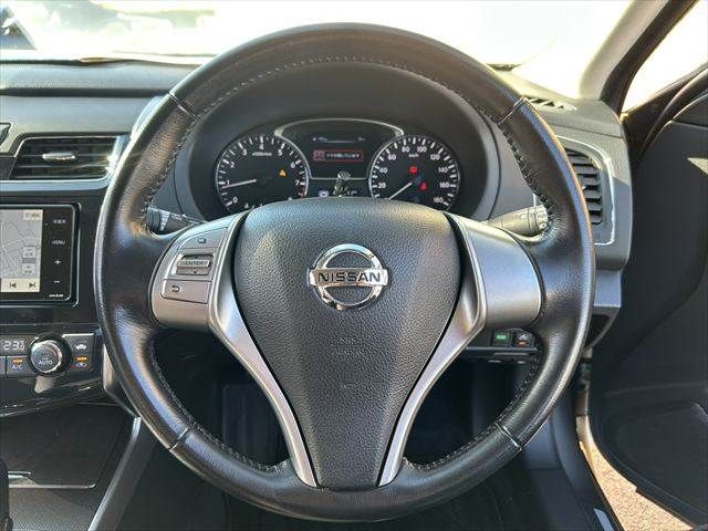 NISSAN TEANA 2016