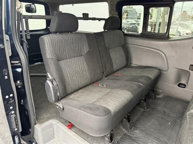 NISSAN NV350 CARAVAN 2020