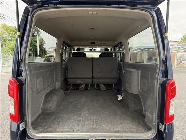 NISSAN NV350 CARAVAN 2020