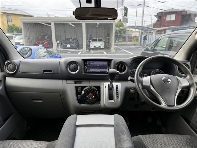 NISSAN NV350 CARAVAN 2020