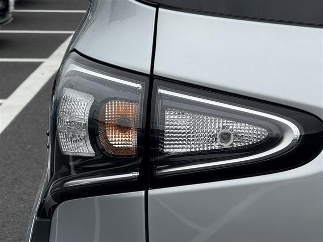 TOYOTA SIENTA HYBRID 2019