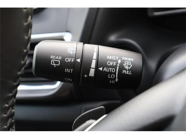 MAZDA AXELA SPORTS 2016