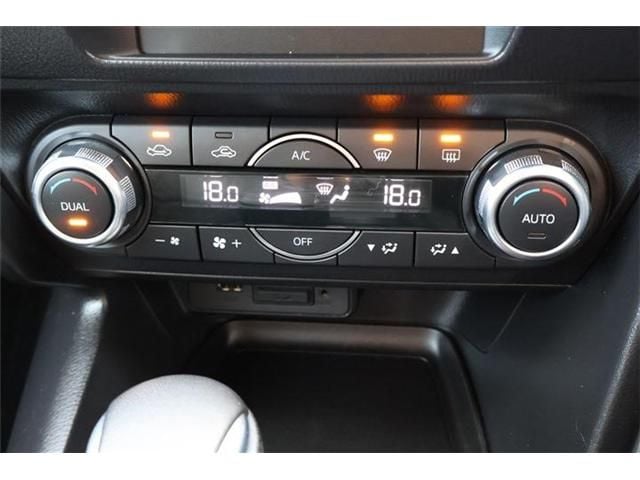 MAZDA AXELA SPORTS 2016