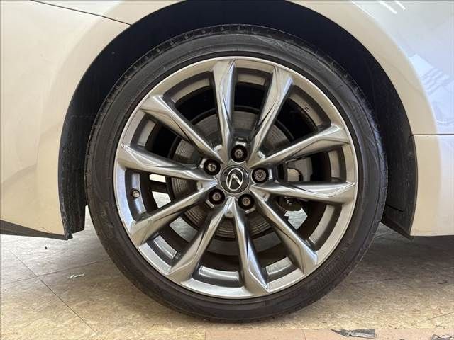 TOYOTA LEXUS RC300 2019