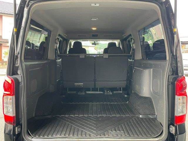 NISSAN NV350 CARAVAN 2012