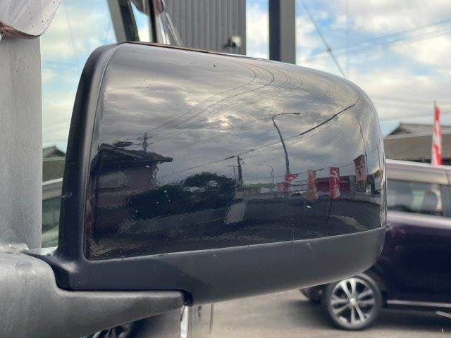 NISSAN NV350 CARAVAN 2012