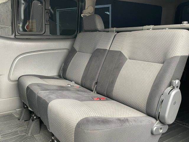 NISSAN NV350 CARAVAN 2012