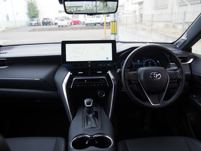 TOYOTA HARRIER 2WD 2023