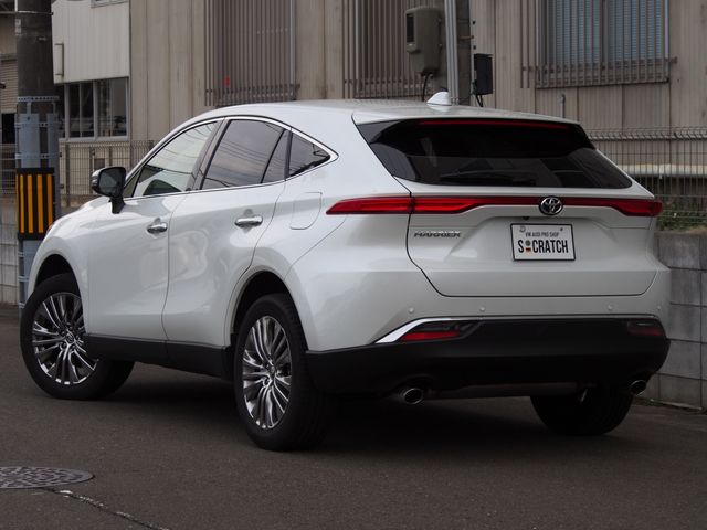 TOYOTA HARRIER 2WD 2023
