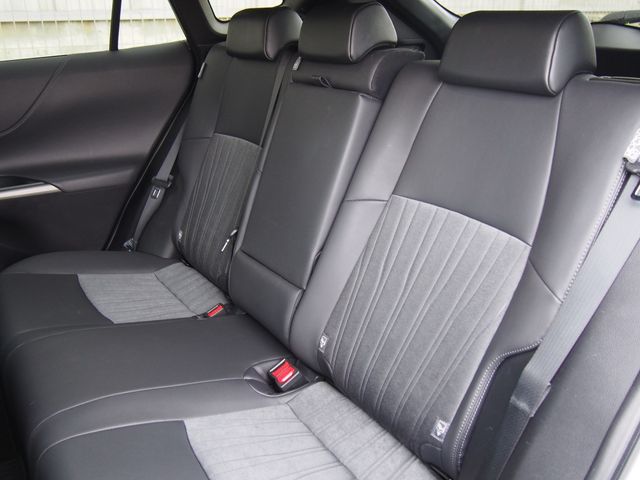 TOYOTA HARRIER 2WD 2023