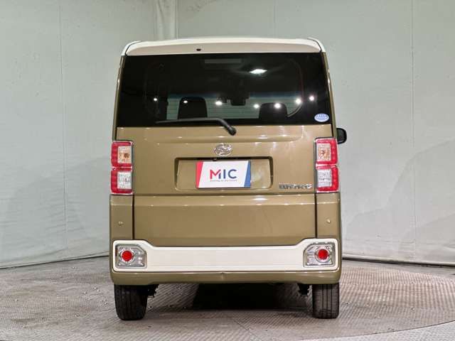 DAIHATSU WAKE 4WD 2017