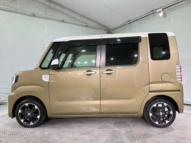 DAIHATSU WAKE 4WD 2017