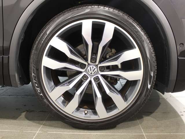 VOLKSWAGEN VOLKSWAGEN TIGUAN 2020