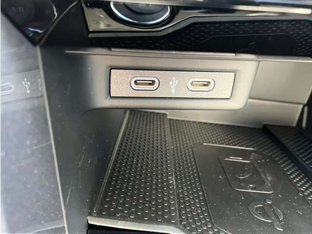 VOLKSWAGEN VOLKSWAGEN T-Roc 2025