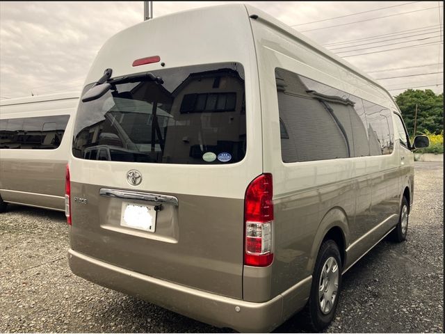 TOYOTA HIACE wagon 4WD 2017
