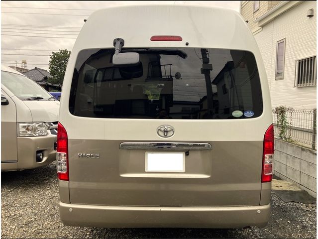 TOYOTA HIACE wagon 4WD 2017