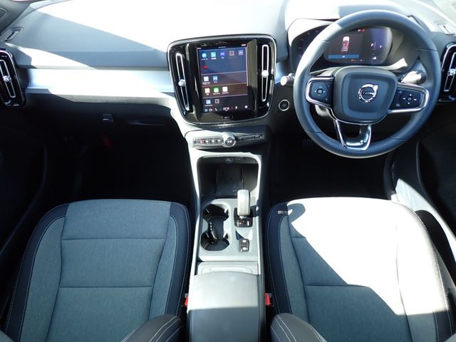 VOLVO VOLVO XC40 2023