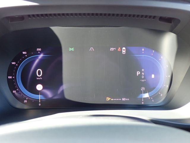 VOLVO VOLVO XC40 2023