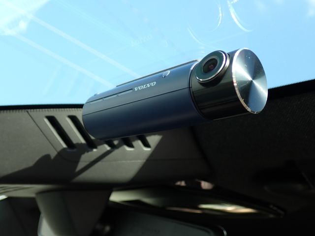 VOLVO VOLVO XC40 2023