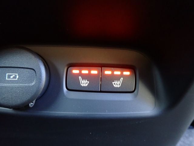 VOLVO VOLVO XC40 2023