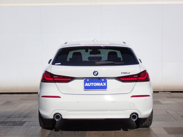 BMW BMW 1series 2024