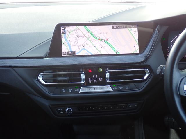 BMW BMW 1series 2024