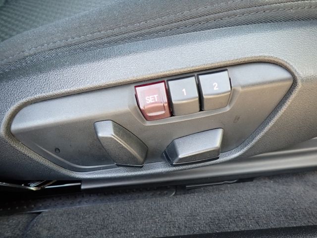 BMW BMW 1series 2024