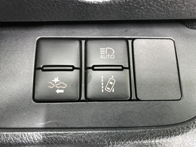 TOYOTA SIENTA HYBRID 2019