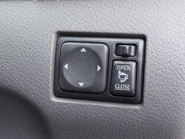 NISSAN NV350 CARAVAN 2015