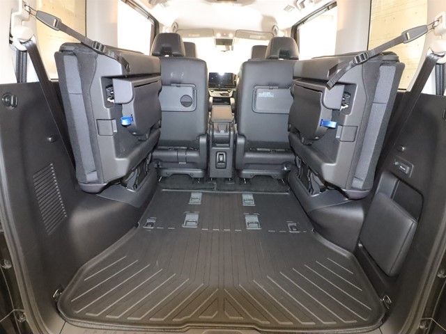 NISSAN SERENA  WG 2023