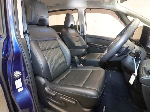 NISSAN SERENA  WG 2023