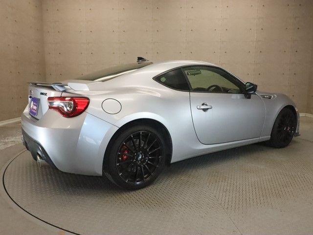 SUBARU BRZ 2018