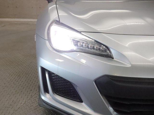 SUBARU BRZ 2018