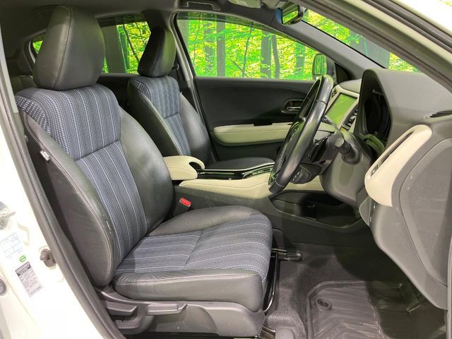 HONDA VEZEL HYBRID 2016