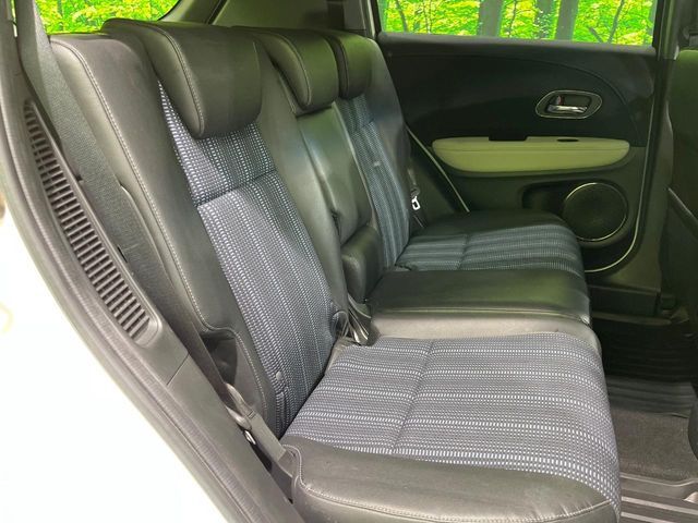 HONDA VEZEL HYBRID 2016