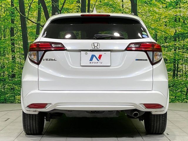 HONDA VEZEL HYBRID 2016